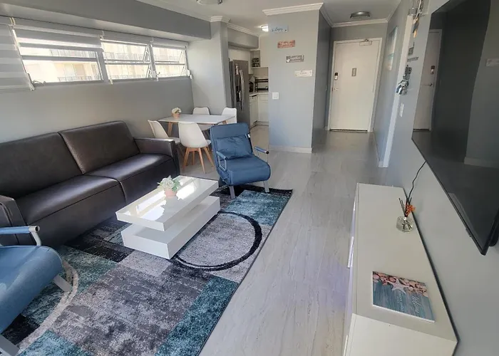 Waikiki Condo 2 Bedrooms 2 Bathrooms With 1 Free Parking Space