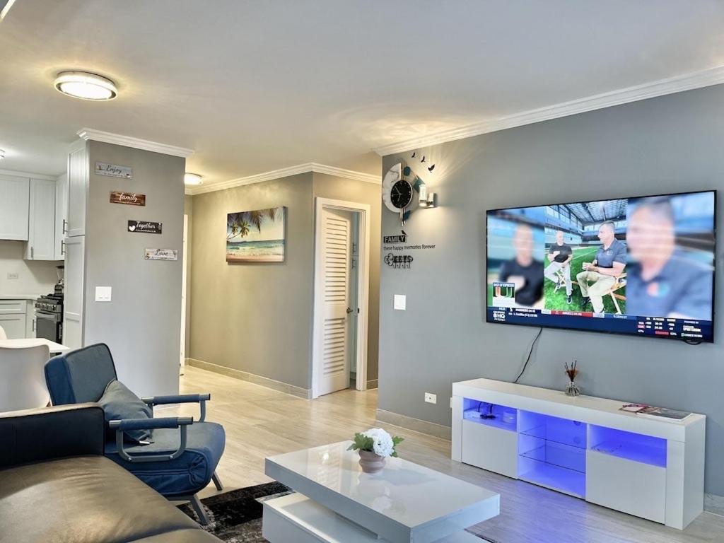 Waikiki 2 Bedrooms 2 Bathrooms With 1 Free Parking Space Apartamento Honolulu