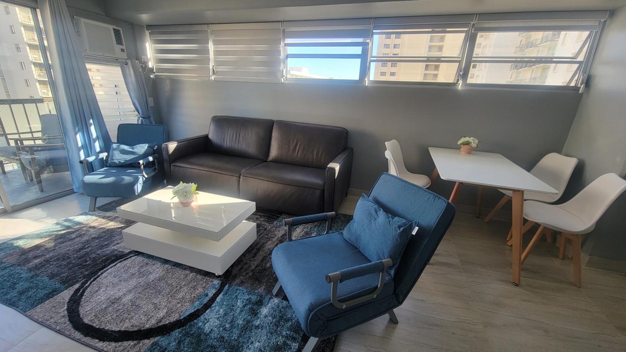 Waikiki 2 Bedrooms 2 Bathrooms With 1 Free Parking Space *